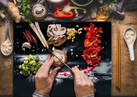 SKÄRBRÄDA I GLAS 52x40 CHILI PEPPAR