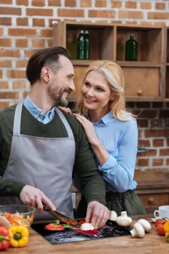 SKÄRBRÄDA I GLAS 52x30 EFTERRÄTT