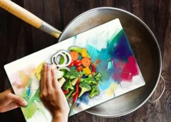 SKÄRBRÄDA I GLAS 52X30 FÄRGAD