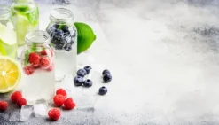 SKÄRBRÄDA I GLAS 52x30 FRUKT