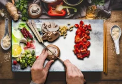 SKÄRBRÄDA I GLAS 52x30 FRUKT