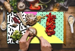 SKÄRBRÄDA I GLAS 52x30 MÖNSTER