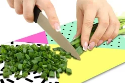 SKÄRBRÄDA I GLAS 52x30 MÖNSTER