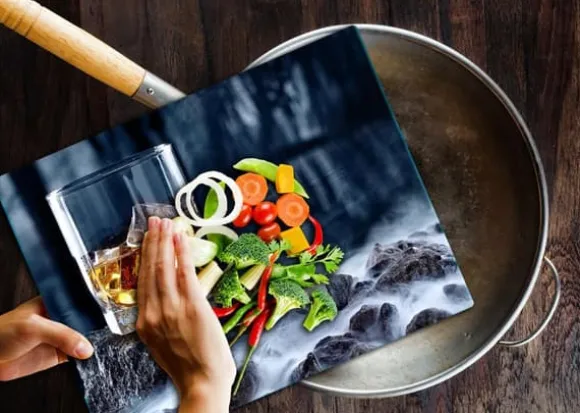 SKÄRBRÄDA I GLAS 52x40 WHISKY