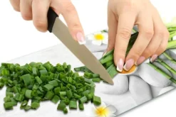 SKÄRBRÄDA I GLASPLATTA 52x30 BAMBU