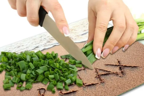 SKÄRBRÄDA I GLASPLATTA 52x40 BEACH