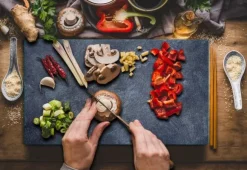 SKÄRBRÄDA I GLASPLATTA 52x30 BETONG