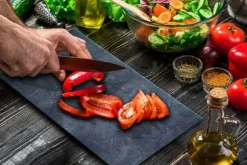 SKÄRBRÄDA I GLASPLATTA 52x30 BETONG