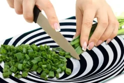 SKÄRBRÄDA I GLASPLATTA 52x40 DELAR