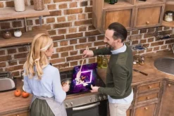 SKÄRBRÄDA I GLASPLATTA 52x40 DELAR