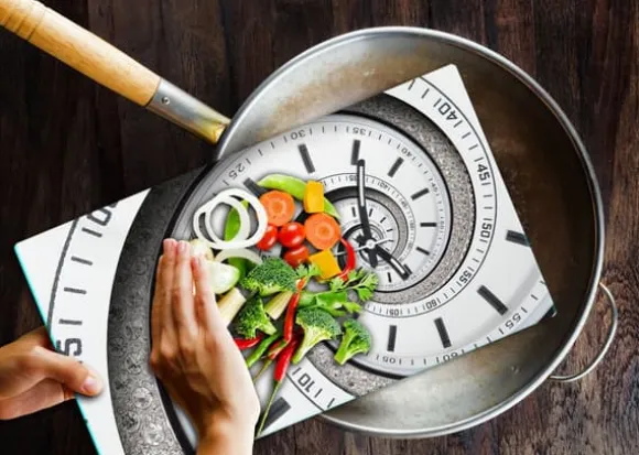 SKÄRBRÄDA I GLASPLATTA 52X30 DELAR