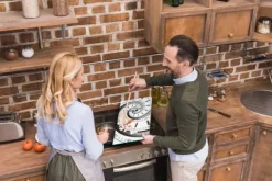 SKÄRBRÄDA I GLASPLATTA 52X30 DELAR