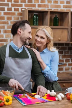 SKÄRBRÄDA I GLASPLATTA 52x40 FÄRGER