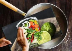 SKÄRBRÄDA I GLASPLATTA 52x30 GLAS