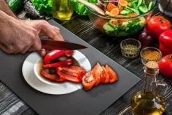 SKÄRBRÄDA I GLASPLATTA 52x40 HJÄRTA