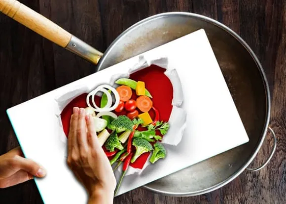 SKÄRBRÄDA I GLASPLATTA 52x30 HJÄRTA