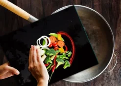 SKÄRBRÄDA I GLASPLATTA 52x40 HJÄRTA