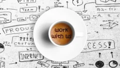 SKÄRBRÄDA I GLASPLATTA 52x30 KAFFE