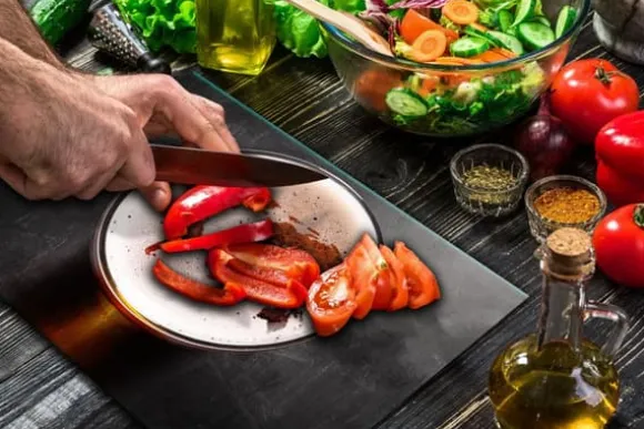 SKÄRBRÄDA I GLASPLATTA 52x40 KAFFE