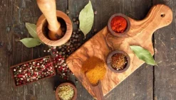 SKÄRBRÄDA I GLASPLATTA 52x30 KÖK