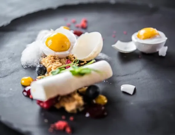 SKÄRBRÄDA I GLASPLATTA 52x40 KÖK