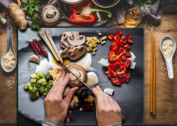 SKÄRBRÄDA I GLASPLATTA 52x40 KÖK