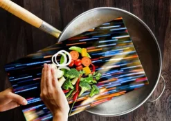 SKÄRBRÄDA I GLASPLATTA 52x30 LJUS