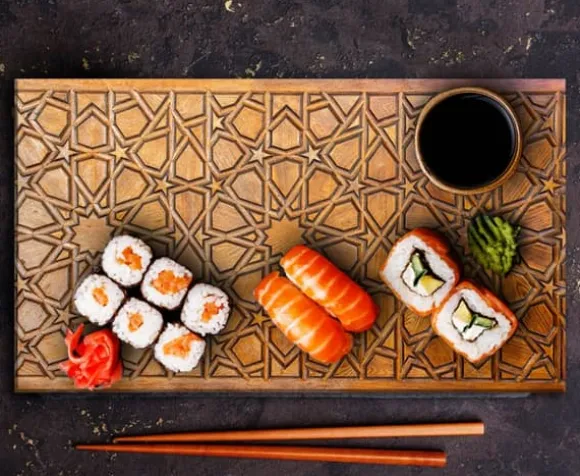 SKÄRBRÄDA I GLASPLATTA 52x30 MÖNSTER