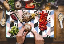 SKÄRBRÄDA I GLASPLATTA 52x30 MÖNSTER