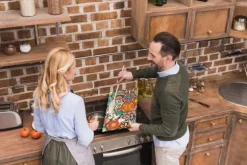 SKÄRBRÄDA I GLASPLATTA 52x30 MOSAIK