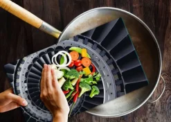 SKÄRBRÄDA I GLASPLATTA 52x30 SVART