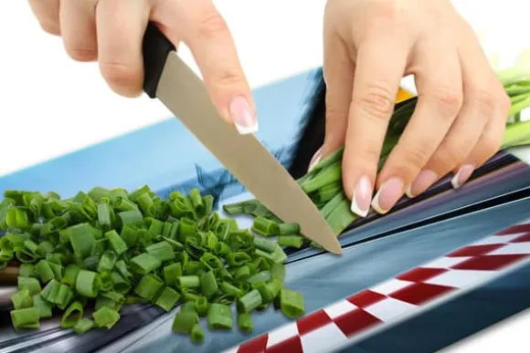 SKÄRBRÄDA I GLASPLATTA 52x40 TOR