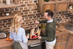 SKÄRBRÄDA I GLASPLATTA 52x40 TÅRTA