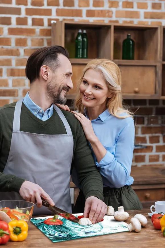 SKÄRBRÄDA I GLASPLATTA 52x40 VÅG