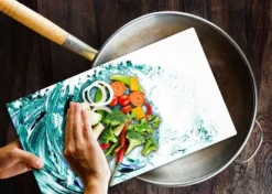 SKÄRBRÄDA I GLASPLATTA 52x30 VÅG