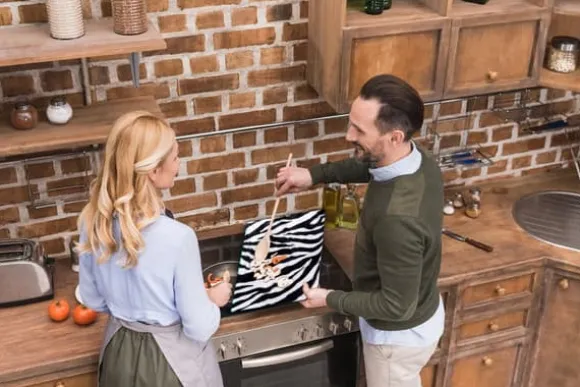 SKÄRBRÄDA I GLASPLATTA 52x40 ZEBRA