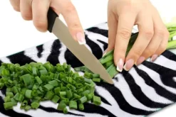 SKÄRBRÄDA I GLASPLATTA 52x40 ZEBRA