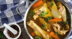 Skumsked med hål 12 cm