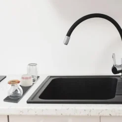 Smal PLASTMATTA/DRÄNER, röd, modern