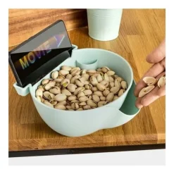 Snackskål med smartphonehållare och aperitifsil