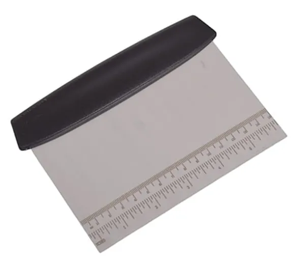 Spatel, skrapa för kakor och pajer 15 cm med skala och handtag