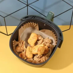 50st Fyrkantiga Airfryer Papper – Bakplåtspapper för Luftfritös 20cm