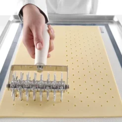 Stansvals, degstickningsrulle Profi Line STÅL 140x210mm - HENDI 515143