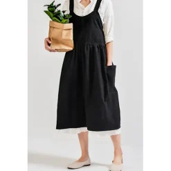 Svart Bomullsförkläde - Stilrent och Enkelt Förkläde med Nackband för Kök, Blomsteraffär och Arbete