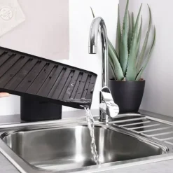 Svart diskmatta 39,5x30,5 cm