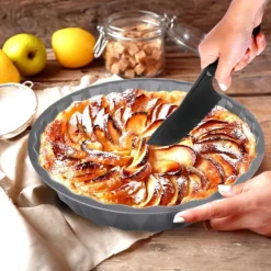 Tandade konditorivaror i plast för tårta, sockerkaka, portionering