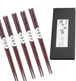 Återanvändbara sushipinnar i mörkt naturträ, låda med 5 premiumpar