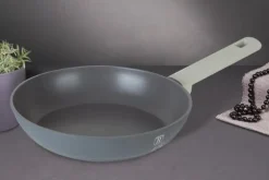 TITANKRUTA OCH STEEKPANA BERLINGER HAUS BH-7079 ASPEN