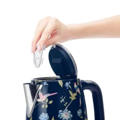 Trådl kettles - Laura Ashley - Marine Elveden - kapacitet 1,5L, kalkfilter, 2200W, automatisk avstängning