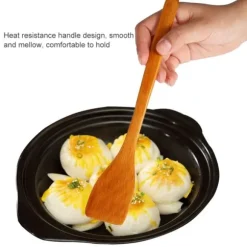 Träspatelvändare i trä, stekt spatel, köksredskap, spade (ljus träfärg)